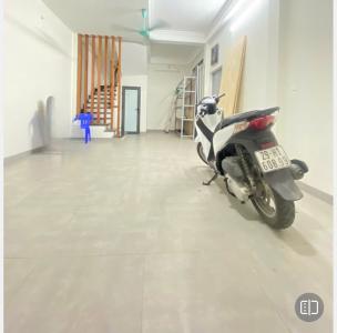 Cho thuê nhà ngõ 42 Thịnh Liệt, 45m2 x 4.5 tầng, 3PN, 14 Triệu/tháng