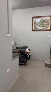 Cho thuê nhà nguyên căn ngõ Phương Canh, 33m² x 5 tầng, 3PN, 4vs, 11 triệu/tháng