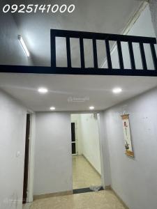 Cho thuê nhà riêng 2 tầng tại phố Khâm Thiên, Phường Văn Miếu - Quốc Tử Giám, Đống Đa, HN