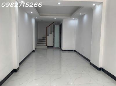Cho thuê nhà riêng tại La Tinh, Đông La, Hoài Đức, Hà Nội, 30m2, 10 triệu