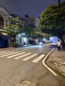 Cho thuê NNC MT nhánh Tùng Thiện Vương P11Q8. Giá 12 triệu