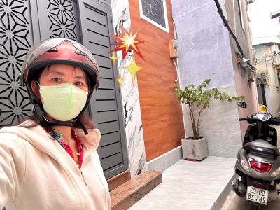 CHỦ THIỆN CHÍ BÁN NHÀ MỚI ĐẦY ĐỦ TIỆN NGHI - DDUONG ĐOÀN VĂN BƠ- THONG RA HOÀNG DIỆU , NGUYỄN TẤT
