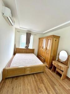 CHUNG CƯ RUBY CITY CT2 – CĂN HIẾM NHỎ 3 TẦNG ĐẸP ????
???? Mặt đường Giang biên – Gần Vinhomes