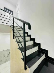 GẦN CÔNG VIÊN LÊ THỊ RIÊNG – NHÀ MỚI DỌN Ở NGAY – HXH CMT8 – GẦN 60M². CHỈ 8.7 TỶ
