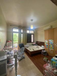 GIÁ RẺ-GIÁ ĐẦU TƯ-Mặt Phố Nguyễn Khang 135m2, MT 4.5m 37 Tỷ, Phố Thông,KD đỉnh