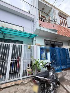 GẤP BÁN VỀ QUÊ - NHÀ CẤP 4 HƠN 50TR/M2 - ĐƯỜNG NGUYỄN THỊ ĐỊNH - THẠNH MỸ LỢI