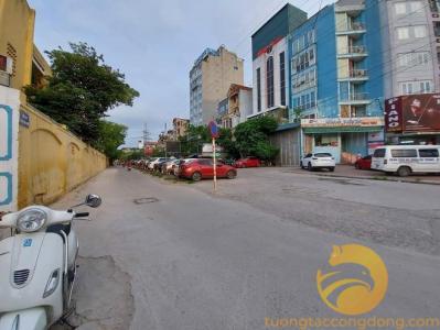 Hào Nam 126m, ô tô tải tránh đỗ, 2 thoáng, không gian lý tưởng cho kinh doanh