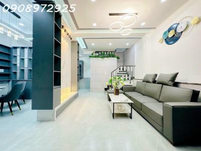 Hẻm xe hơi vào tận nhà, Nhà 2 tầng với thiết kế hiện đại, Hẻm 1422 Huỳnh Tấn Phát-Chỉ Hơn 5 tỷ chút