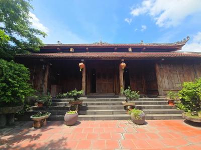 HÓC MÔN - VỊ TRÍ MẶT TIỀN CỰC ĐỈNH - KHUÔN ĐẤT VUÔNG ĐÉT 3500M2 (1000M2 THỔ) - TẶNG 2 NHÀ GỖ