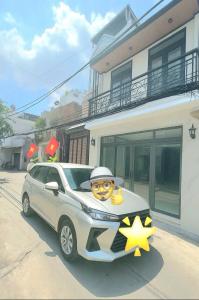 MẶT TIỀN HẺM XE HƠI 

KHU CƯ XÁ NGÂN HÀNG VIP Q7 

CÓ 7 TỶ