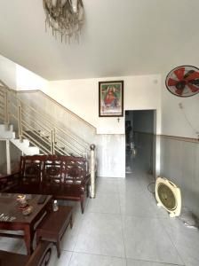 Mặt Tiền Kinh Doanh Gần Vincom Lê Văn Việt – 186m² – Giá Chỉ 9.8 Tỷ (~50tr/M²) – Hàng Hiếm Cho Nhà