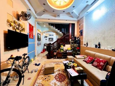 nguyễn khang 50m x4 tầng 11,3 tỷ ngõ ô tô,thông các ngả,dân xây,gần phố