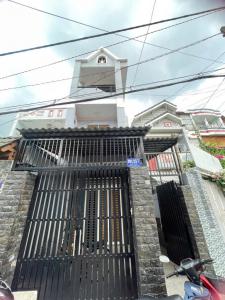 NHÀ 3 TẦNG (4x21) HẺM XE HƠI THÔNG GẦN MT NGUYỄN VĂN QUÁ - SÁT GÒ VẤP.