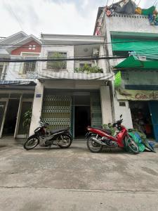 NHÀ (4x11) MẶT TIỀN NHÁNH TCH18 – KẾ ĐH GIAO THÔNG TÔ KÝ CHỈ 3.75 TỶ Tl