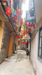 NHÀ CHÍNH CHỦ - GIÁ TỐT - Vị Trí Đẹp Tại Khương Trung, Thanh Xuân, TPHN
