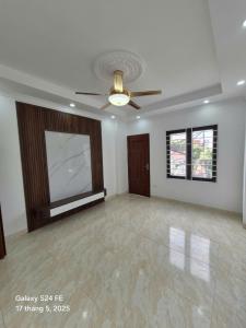 ???????????? NHÀ ĐẸP LÔ GÓC - MỚI KOONG - #GARA Ô TÔ 7 CHỖ hơn 5 tỷ   - #Ô TÔ TRÁNH - #KINH DOANH - #TIỆN