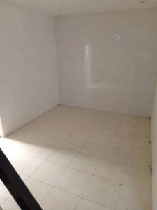 ♣ Nhà kiệt gần MT Lê Đình Dương đi bộ ra Bạch Đằng, 50m2, 2 tầng, thoáng sạch 3.45 tỷ