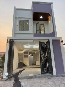 NHÀ PHỐ MỚI 100% – SÀI GÒN VILLAGE LONG HẬU - 4,5 TỶ (CÒN TL)