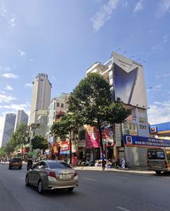 NHÀ VỊ TRÍ ĐẸP –GIÁ TỐT CẦN CHO THUÊ NHANH nhà nguyên căn Mặt Phố Trần Phú, quận Hà Đông