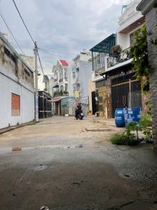NHÀ XƯỞNG FULL THỔ CƯ, GIÁ RẺ NHẤT – HXT, CÁCH MT TRẦN THỊ HÈ CHỈ 50M!