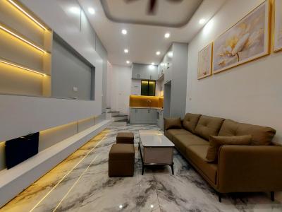 NHỈNH 6 TỶ - NHÀ ĐẸP KHU VÂN HỒ, GẦN CÔNG VIÊN THỐNG NHẤT, QUẬN HAI BÀ TRƯNG 32M2, 3 GÁC ĐỖ CỬA, Ở