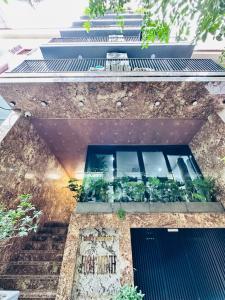 PHỐ NGHĨA ĐÔ- CÓ HOÀN CÔNG-CĂN HỘ DÒNG TIỀN – 2 MẶT NGÕ Ô TÔ. DT 82M2, MT 6M.XÂY 8 NỔI,1 HẦM.