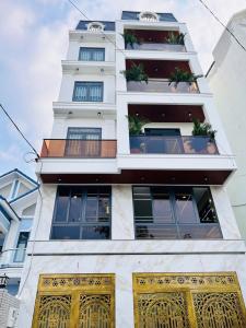 Q12-HẺM NHƯ MẶT TIỀN ĐƯỜNG NHỰA 8M - 6 TẦNG - 91M2 - XE HƠI NGỦ TRONG NHÀ - NGANG 6.8M X 14.1M -