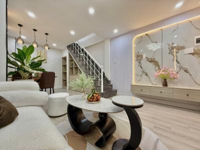 ♪ Sát Mặt Tiền Đỗ Quang, bãi đậu Ô tô gần, 35m2, 3 tầng đúc, sân rộng, 3.25 tỷ
