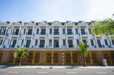 Shophouse 68m2, 3 lầu, Nguyễn Thị Khắp, Dĩ An, Bình Dương, chỉ 4,79 tỷ.