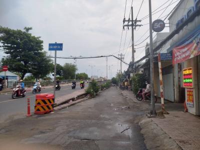 SIÊU HOT, CẦN TIỀN CẦN BÁN GẤP NHÀ, BÔNG SAO [ P5, Q8] DT: 42M2 (4.35X 10M) CHỈ 3.25 TỶ
