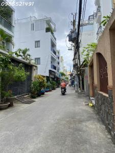 SIÊU PHẨM HẺM XE HƠI NGỦ TRONG NHÀ CMT8, Q10..60M2 CHỈ NHỈNH 8 TỶ