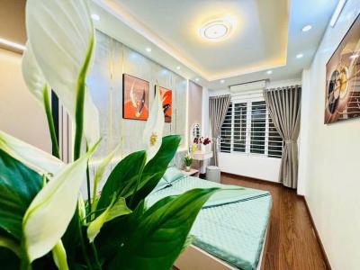 SIÊU PHẨM NHÀ ĐẸP TRƯƠNG  ĐỊNH  35 M2 HỘ KHẨU HAI BÀ TRƯNG - NHÀ MỚI,  NỘI THẤT  ĐẸP 5 TẦNG HIỆN