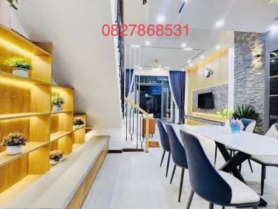 SIÊU PHẨM Ô TÔ - KD - NHÀ ĐẸP- 40M2 -5T – 10.3 TỶ CẦU GIẤY
