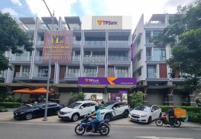 Siêu phẩm sắp ra đi, nhà 10x25m mặt tiền Nguyễn Thị Nhung, Thủ Đức, đang cho Bank thuê 170tr/tháng