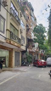 SIÊU VIP-Bán nhà Ôtô Tránh Khu 7.2ha Vĩnh Phúc 42/48m, 8T Thang máy,MT 4.2m 24.5 Tỷ