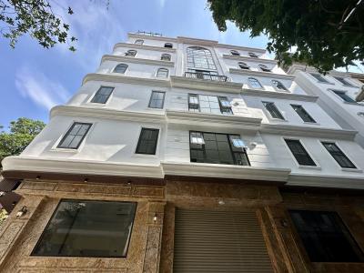 (Tin thật 100%) Bán Apartment 3 mặt tiền Hoàng Quốc Việt - Đường 2 ô tô tránh - Cho thuê 1,3 tỷ/năm