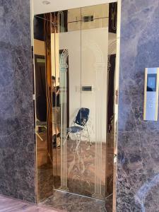 Tôi chủ nhà cho thuê nhà mới, căn góc, 93m2_ 5T vỉa hè, Đào Tấn-29 Tr