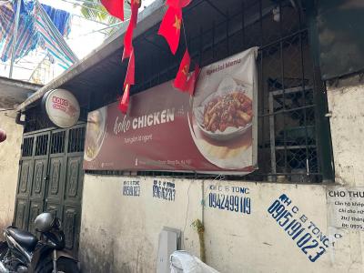 Vì lý do nhân sự, quán ko có ng làm lên em sang nhượng cửa hàng gà rán