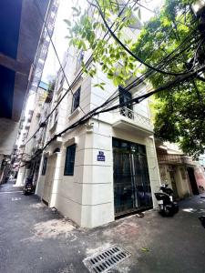 Vương Thừa Vũ, đế chế 2 mặt tiền, ô tô ngủ thông, không khí mát mẻ lưu thông tài lộc
